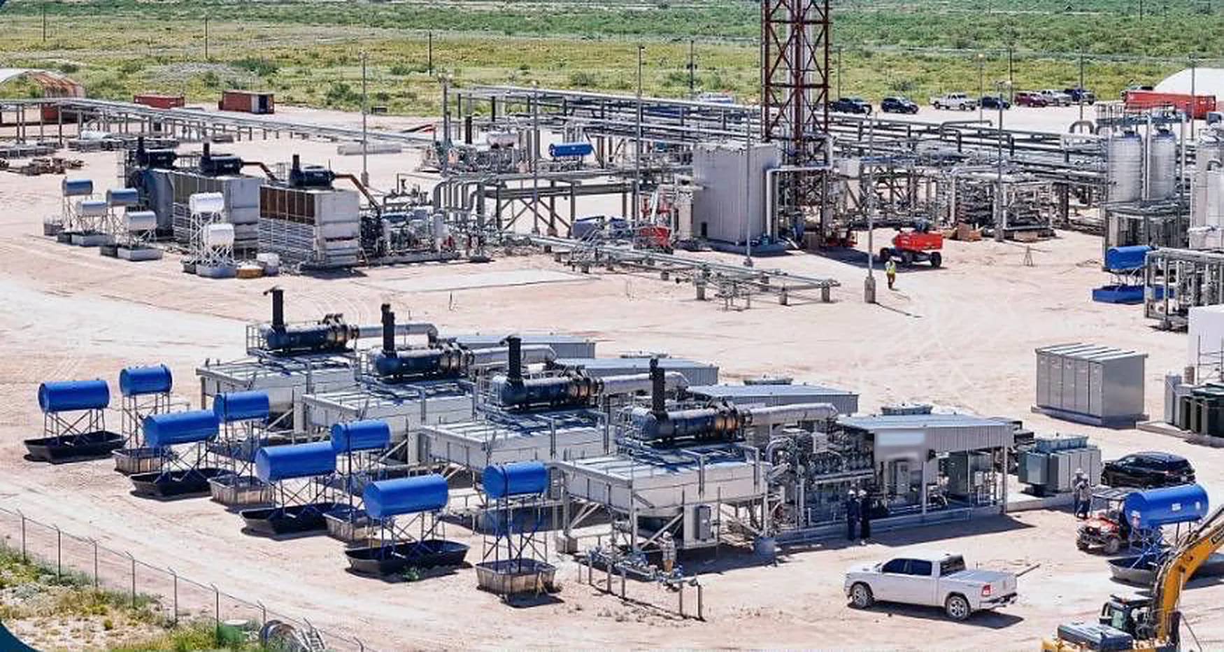 Planta de turbogeneradores a gas de 250 kW operando con gas asociado en campo petrolero